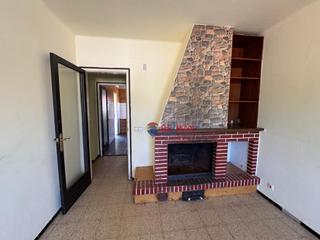 Etagenwohnung  Anglès - calle triassa. Encantador piso en anglès con 3 habitaciones y mucha luz natural