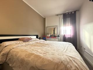 Flat  La jonquera - cl roc de miradones. Piso de 3 habitaciones con garaje y trastero en la jonquera