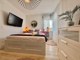 Àtic  Figueres - carre nou. Ático de diseño en el centro de figueres con garaje y muy solead