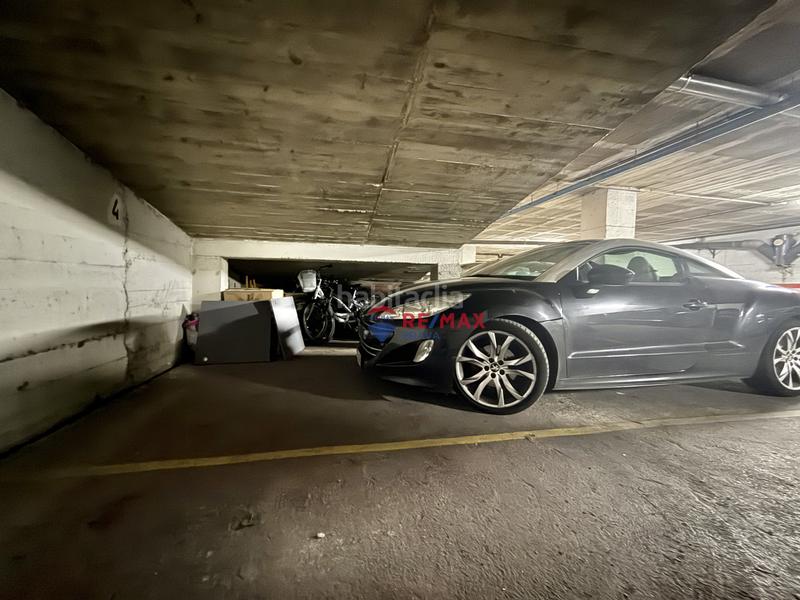 Foto 1d94543b-2a4b-4eca-8bf2-2494c689452e. Attique avec chauffage parking dans Centre Figueres