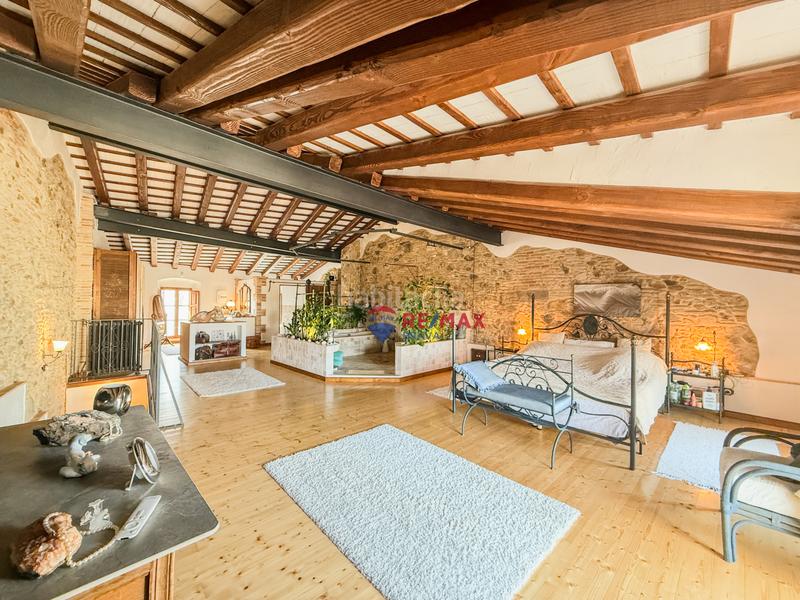 Foto aa172ff1-307b-4a9d-b764-d169e3215282. Casa adossada a cl del pont 13 a Castelló d´Empúries