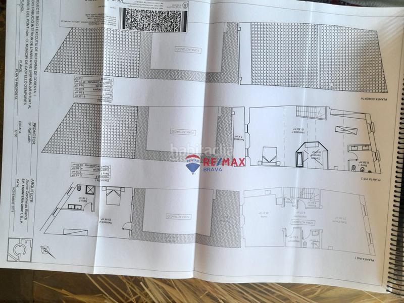Foto f0d8a304-c3ba-45fa-b524-60bf894c18c4. Casa adossada a cl del pont 13 a Castelló d´Empúries