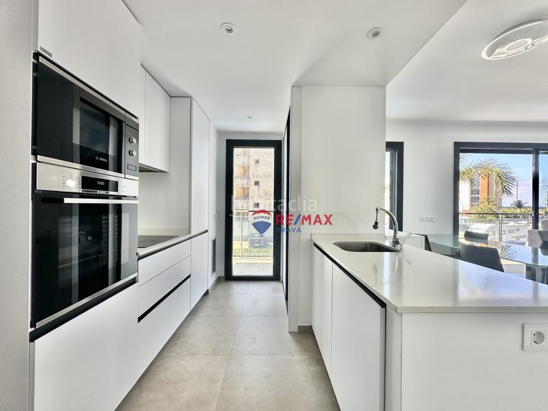 Foto bc8f1709-1ea5-4911-8c25-77de21e3a489. Appartement dans Roses - av del pastor 8 dans Santa Margarida Roses