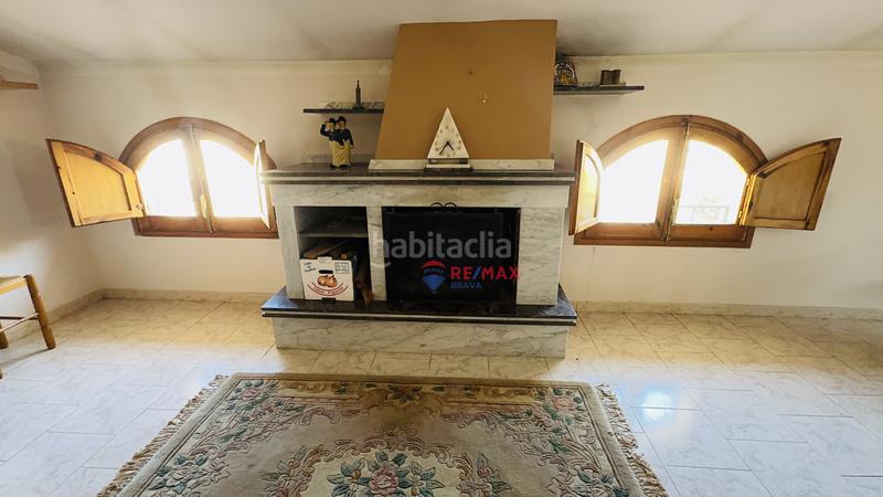 Foto 165a2743-1723-40cb-98b2-efedaed4d374. Casa pareada  en venta girona amplia, con jardín, piscina y garaje privado en Amer