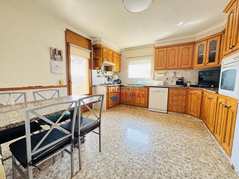 Foto 5425ff5b-c288-4440-b4cf-9c104e8ced3e. Casa pareada  en venta girona amplia, con jardín, piscina y garaje privado en Amer