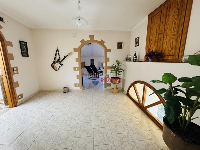 Foto da3624d0-a78e-4b8e-93d5-90b65ed0a59e. Casa pareada  en venta girona amplia, con jardín, piscina y garaje privado en Amer
