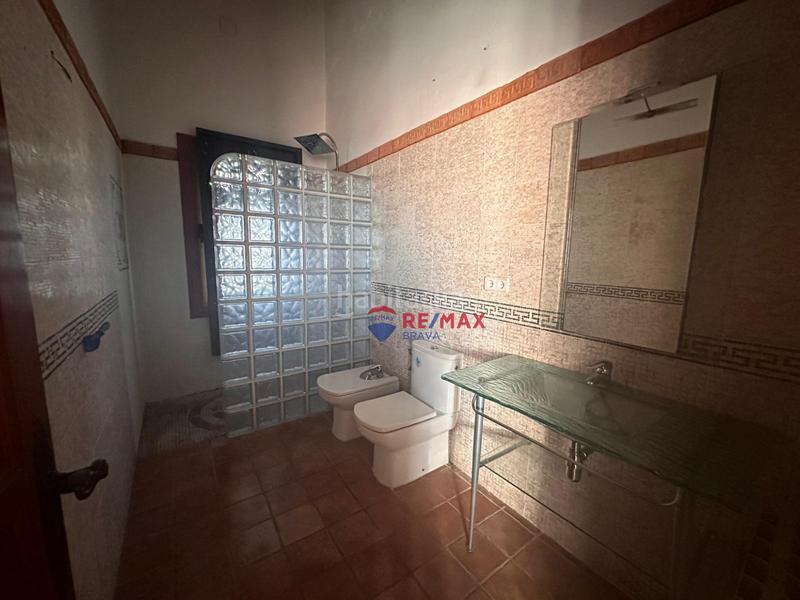 Foto 0d18e61f-8a72-4523-abcf-74d623c016f0. Maison jumelée avec chauffage parking dans Lliçà de Vall