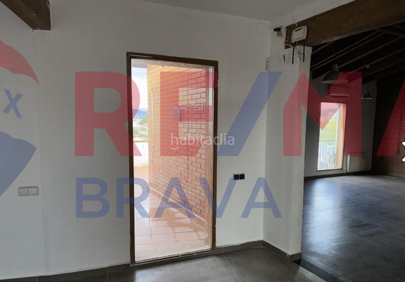 Foto a6fedc08-7937-4db0-a6cd-a4c570d72eeb. Maison jumelée avec chauffage parking dans Lliçà de Vall