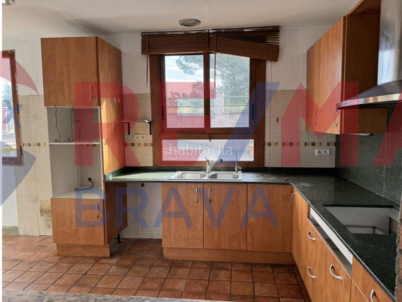 Foto ad50858e-aec0-46f6-a24d-19bcdd42633e. Maison jumelée avec chauffage parking dans Lliçà de Vall