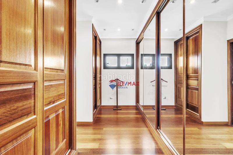 Foto 3417c3b7-dc69-4d97-8a09-ae7159251ffc. Casa in Peralada - compte de Peralada 17 in Peralada