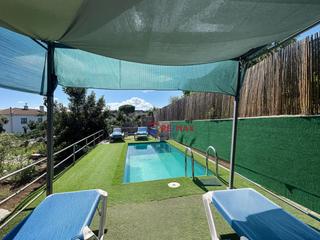 Casa  Caldes de malavella - ur llac del cigne 527. Casa en venta en caldes de malavella con gran jardín y piscina