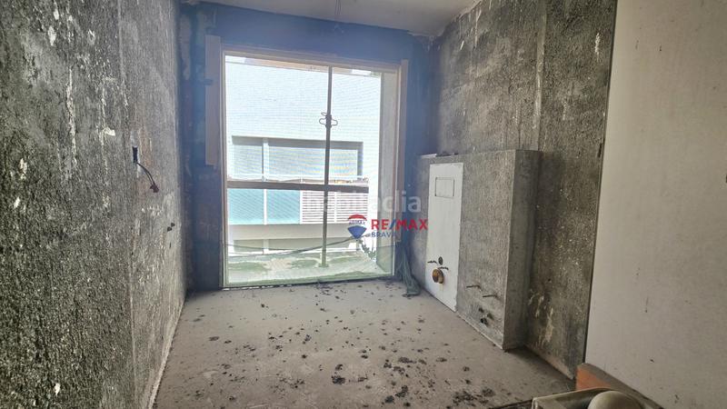 Foto 2ccee3fa-e27e-4cbc-ab3f-0149c7d80704. Casa adosada en Blanes - cl raval 114 edificio único con construcción moderna y vistas al mar desde la azotea en el centro en Blanes