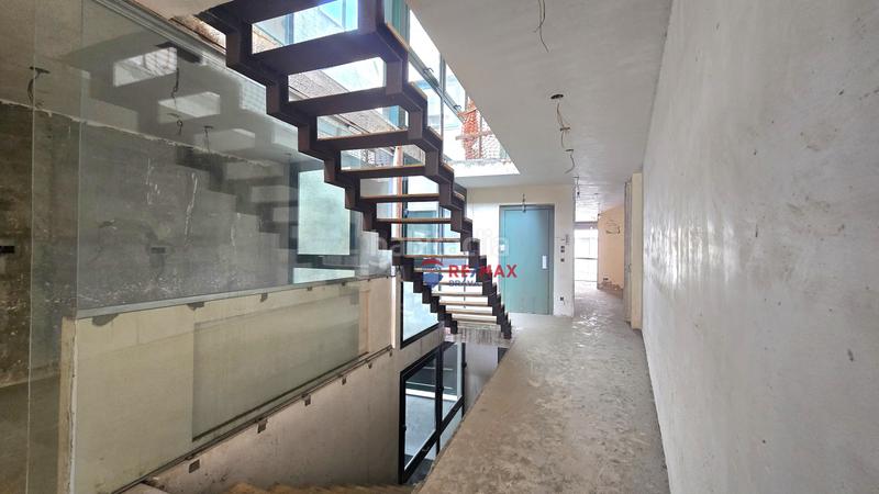 Foto a3fb34b4-8906-4929-9f4c-09307c903757. Casa adosada en Blanes - cl raval 114 edificio único con construcción moderna y vistas al mar desde la azotea en el centro en Blanes