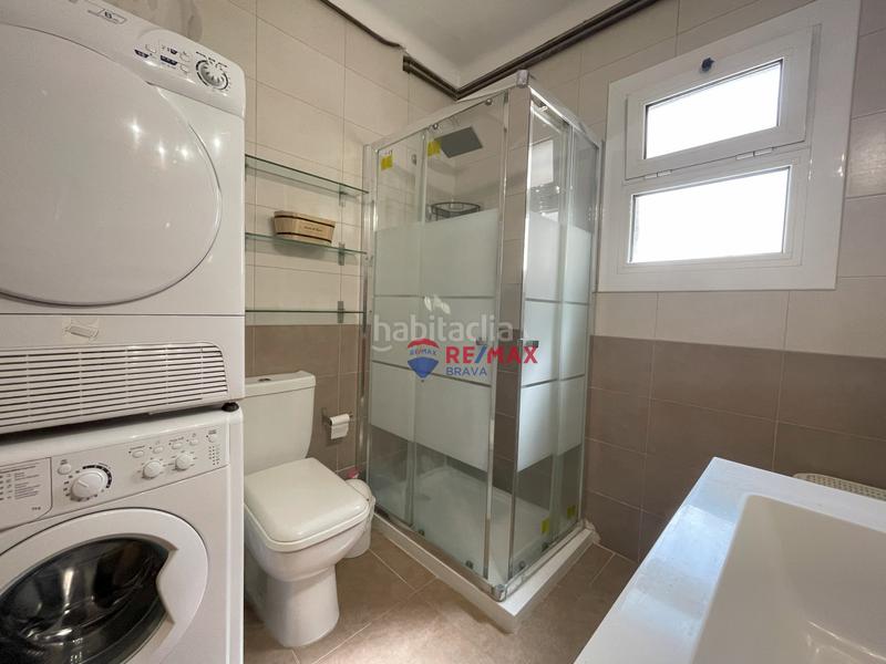 Foto 5fb3a586-0bee-4b91-9f7b-9b5e4b5aa69e. Casa adossada a La Vila Llançà