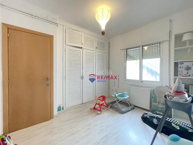 Foto 80709a8a-c251-4325-bc2a-fcdec0e8b174. Casa adossada a La Vila Llançà