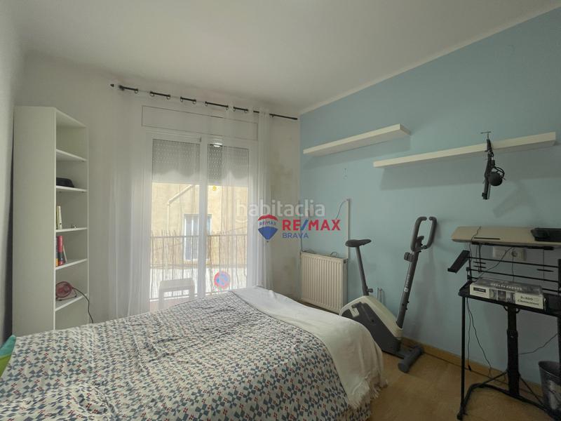 Foto a650f5b9-b0c2-45cb-87b8-9dc900597039. Casa adossada a La Vila Llançà