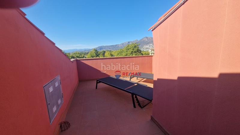 Foto 038e14c9-c099-4cea-8a84-0a0730196efa. Penthouse with parking in Centre Roses