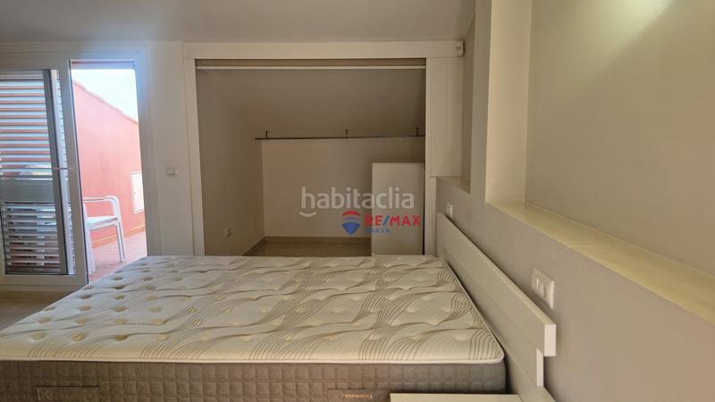 Foto 979e1a4c-5a67-4d05-bb38-b1bb7d9d2ae8. Penthouse with parking in Centre Roses