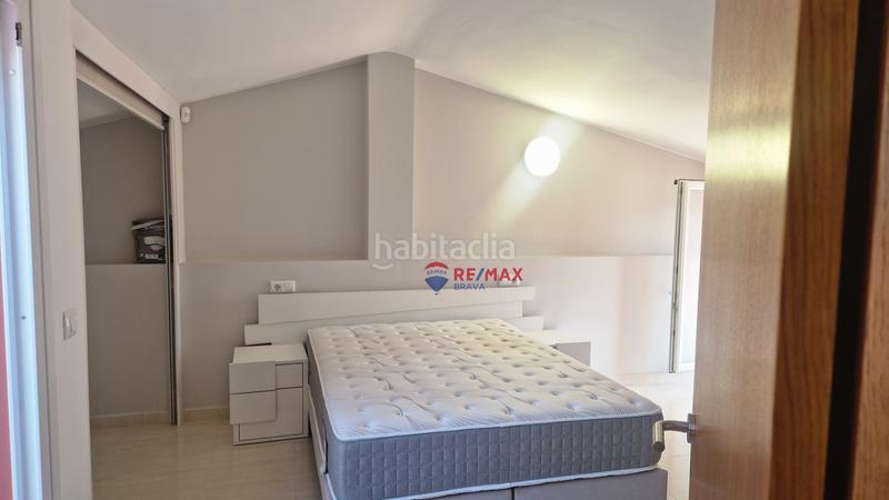 Foto a2940c7b-6b2c-4b06-8a03-5d9a205b1948. Penthouse with parking in Centre Roses