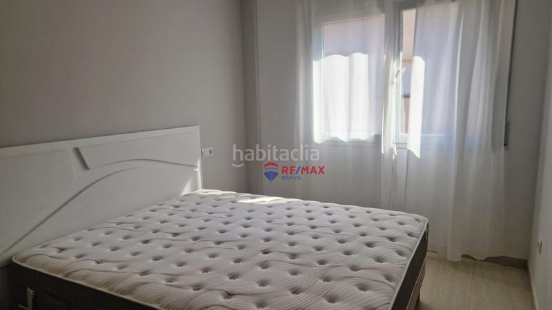 Foto ad652b64-f242-4d19-9e71-bc2fd47accfb. Penthouse with parking in Centre Roses