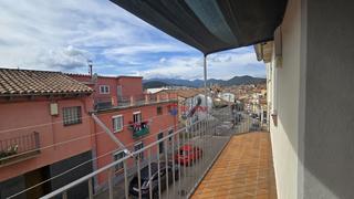 Pis  Olot - cl sant cristofol. Piso reformado con encanto y terraza en olot