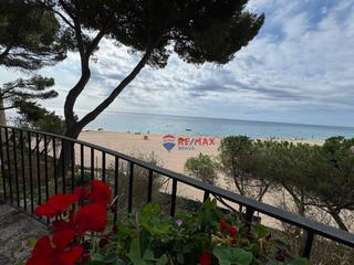 Pis  Platja de aro - cl rocosa. Oportunidad en playa de aro apartamento con terrazajardín a 100