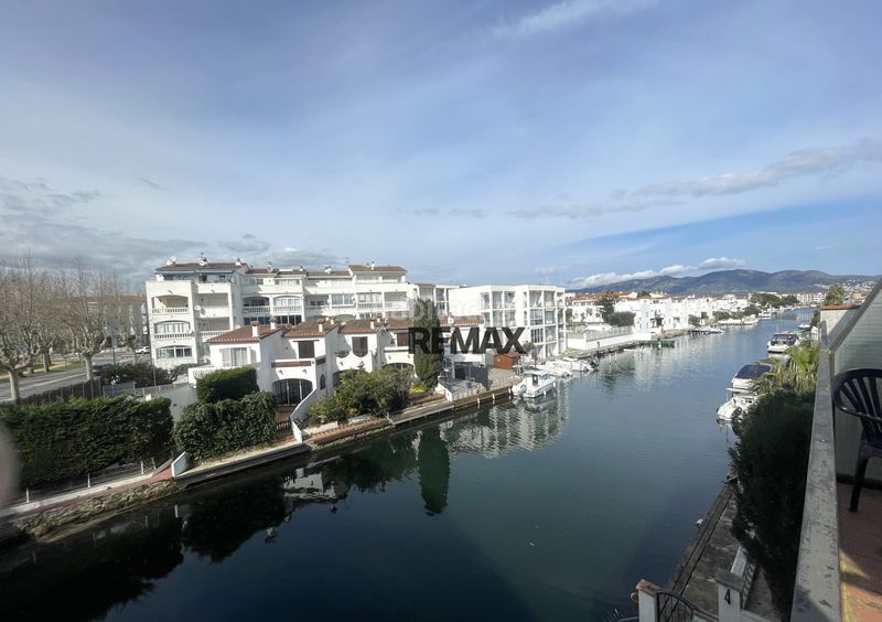 Foto ceec3404-5d1f-424e-bcbe-d0b4376fa439. Pis a Empuriabrava - sector francolí 21 a Francolí - Freser - Noguera Empuriabrava