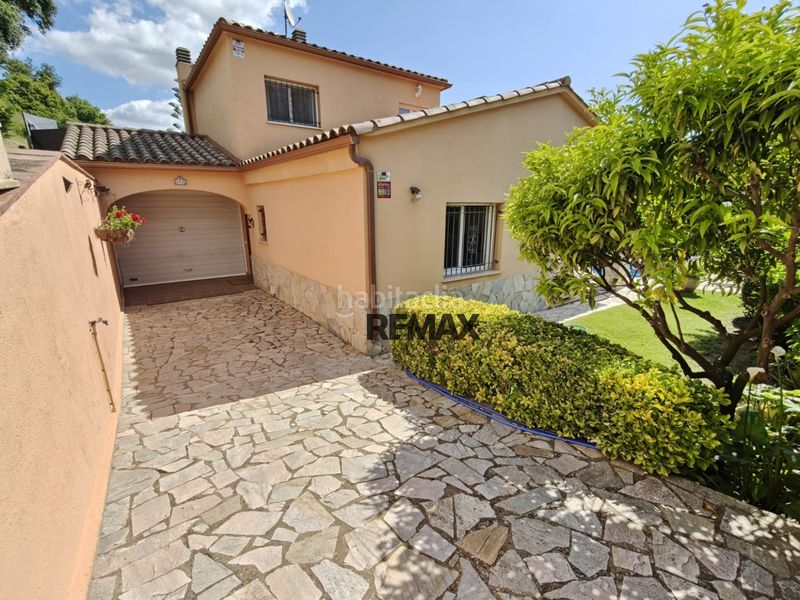 Foto feeb2163-d2d3-4571-831d-91e01f4f2a4b. Casa  urbanización mas pere, costa brava. en Calonge