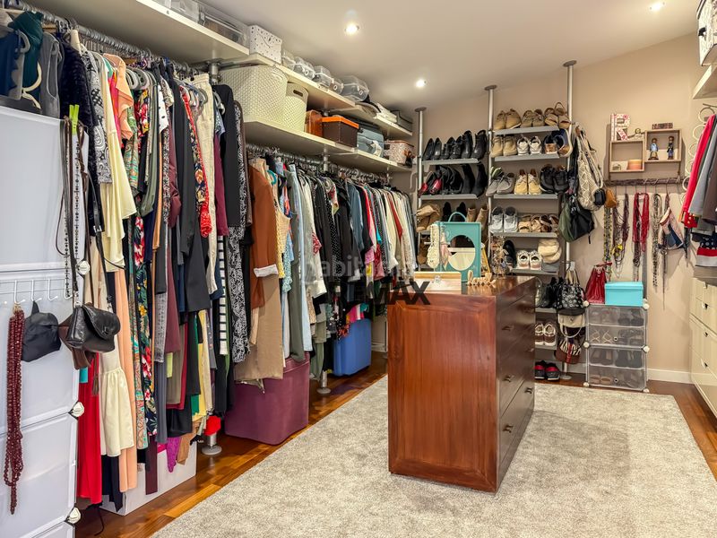 Foto 0a8c85f5-1a51-4035-ac05-12077a1c655a. Àtic amb calefacció aparcament piscina a Poble Calonge