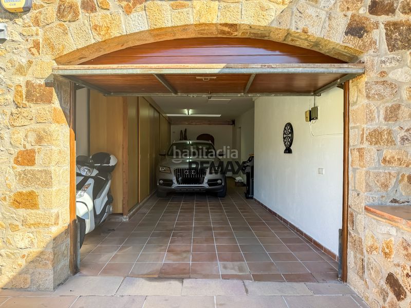 Foto 0cea894c-297d-4180-91a8-1ab8177aaa35. Àtic amb calefacció aparcament piscina a Poble Calonge