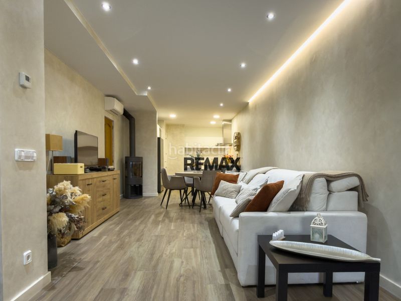 Foto 4acfceaf-ff67-452c-8ec3-0291f54131ba. Àtic amb calefacció aparcament piscina a Poble Calonge