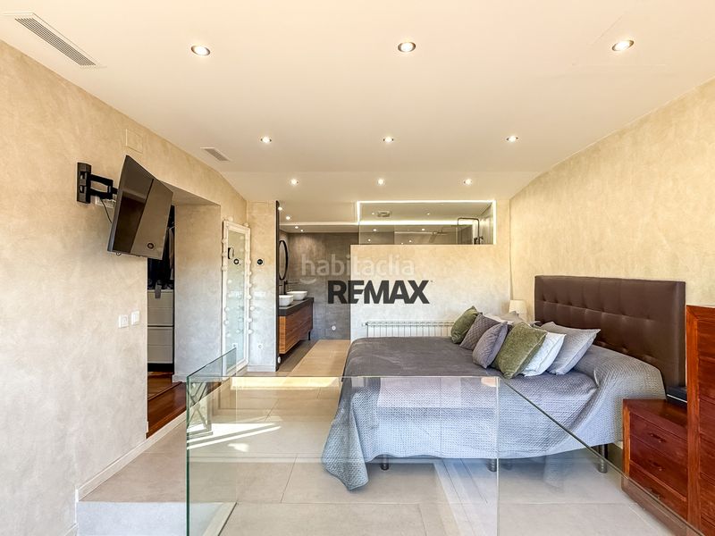 Foto 8f4858e8-b756-4024-b552-26892eb58533. Àtic amb calefacció aparcament piscina a Poble Calonge