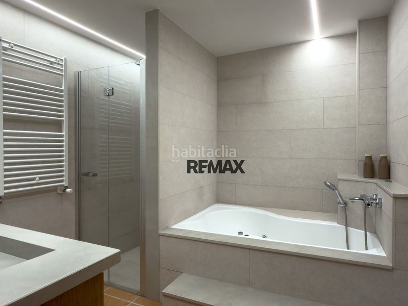 Foto c342ba00-8381-4f1b-a0f0-51737d2511ca. Àtic amb calefacció aparcament piscina a Poble Calonge