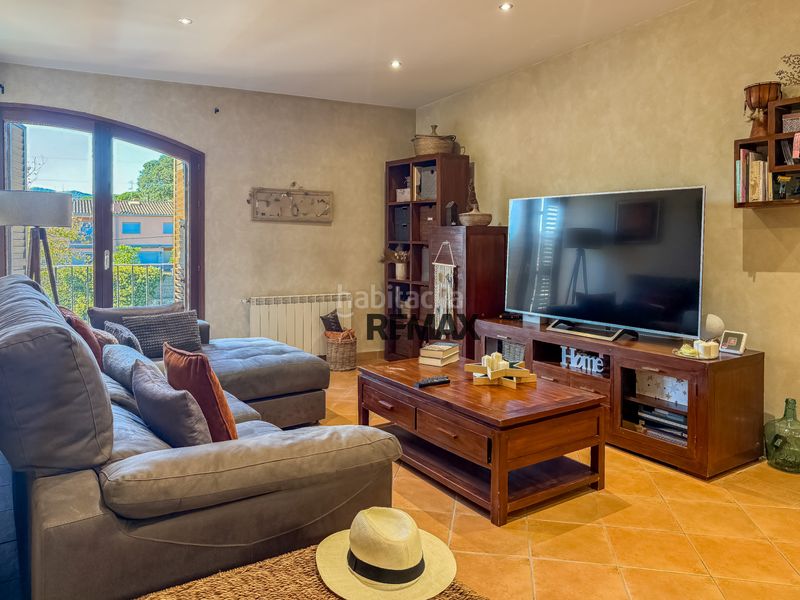 Foto dc5f090e-f152-4e22-b929-38519509e25e. Àtic amb calefacció aparcament piscina a Poble Calonge