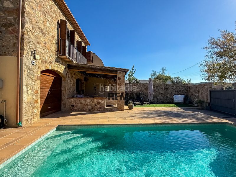 Foto ecc1634b-dfcd-4e19-8dda-3ddc5250379d. Àtic amb calefacció aparcament piscina a Poble Calonge