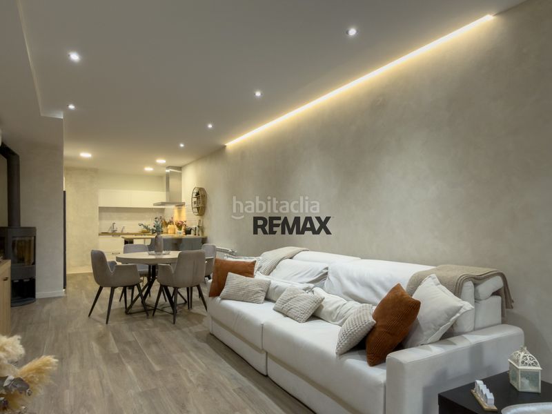 Foto f6b39883-2e80-42b7-ab8f-1ae13dec54b1. Àtic amb calefacció aparcament piscina a Poble Calonge