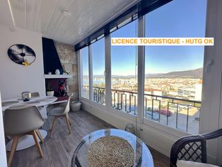 Penthouse  Roses - cl de la pujada del puig rom. Apartamento con encanto reformado con licencia turística y vista