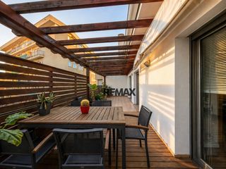 Edificio in Roses - CL DEL PUIG ROM 97