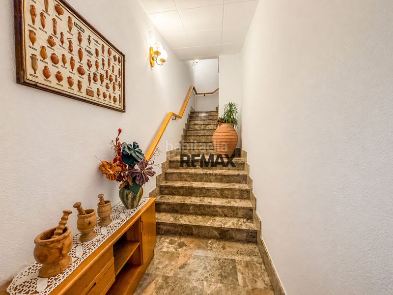 Foto f922159b-df2a-4b7f-86e7-7d6de472b33b. Edifici a Roses - cl del puig rom 97 a Centre Roses