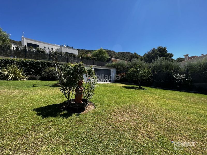 Foto 77f64010-67a3-4a88-9578-7fe18ae374e6. Chalet exclusiva villa de lujo con vistas panorámicas al mar y más de 2.000 m2 de parcela en Pau