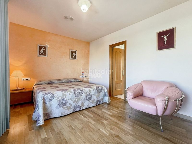 Foto 15a1c564-3039-48b6-bbf2-c9a05fd0c033. Xalet amb calefacció aparcament a Nord Roses