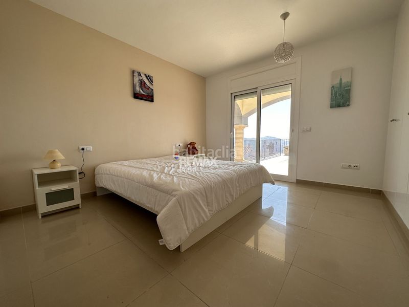 Foto f0ebceeb-a0ba-4f6b-8d8d-e548fe4a8711. Xalet amb aparcament piscina a Nord Roses