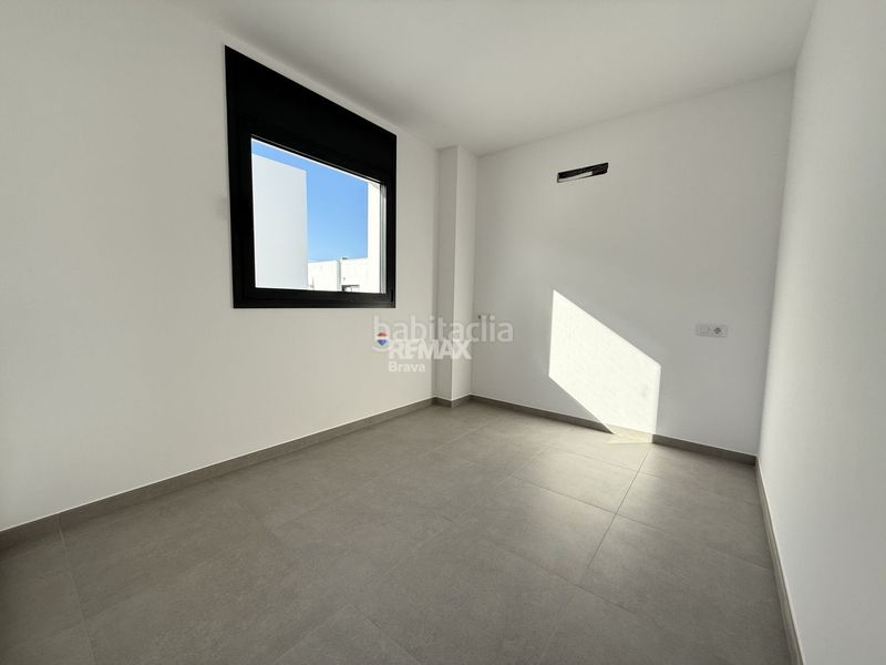 Foto adbb8964-1878-4ff5-82ce-081663dbd222. Xalet amb aparcament piscina a Puigmal - Mas Nou Empuriabrava