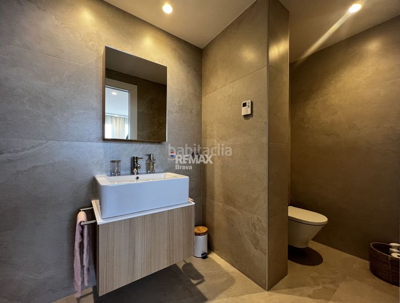 Foto 4a948902-5d9d-4548-acde-3df366b2ae2b. Xalet amb calefacció aparcament piscina a Puig Rom-Canyelles-Almadrava Roses
