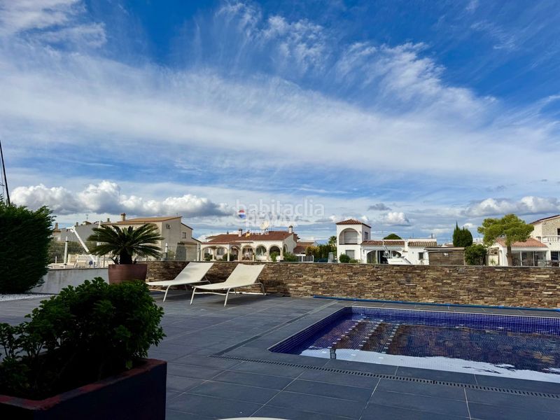 Foto 0bf61208-0e90-4ea3-82fa-ba3111e323df. Xalet amb calefacció aparcament piscina a Santa Margarida Roses