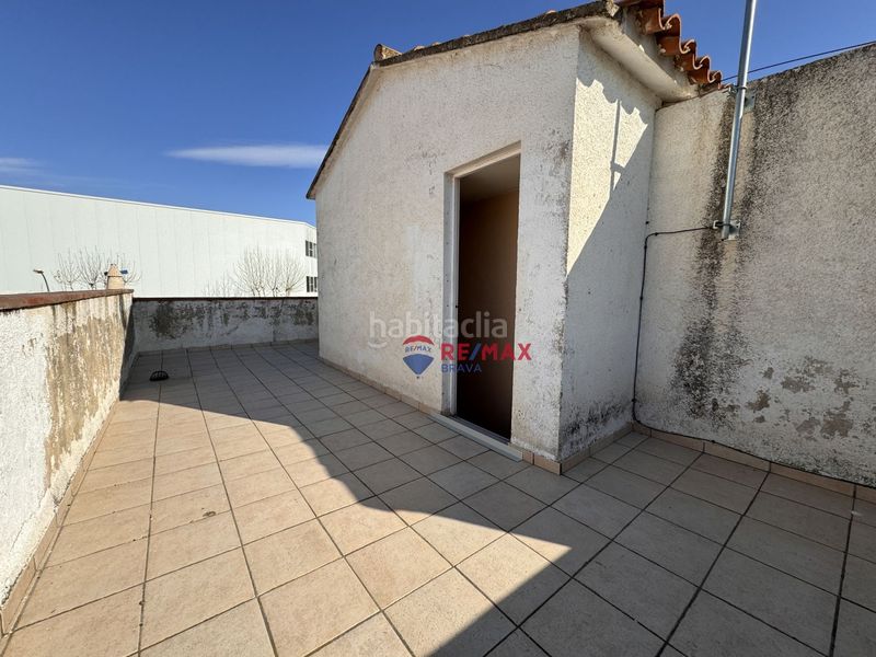 Foto e6249092-5fcc-4a1c-8400-71dd34129fac. Xalet amb aparcament piscina a Sant Maurici Empuriabrava