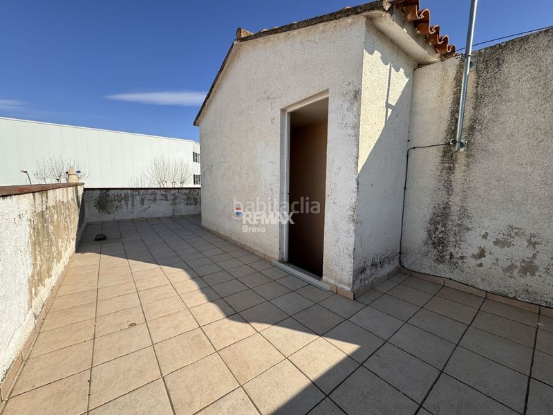 Foto d8a5e293-6d17-452d-915b-851d198946ca. Xalet amb aparcament a Sant Maurici Empuriabrava