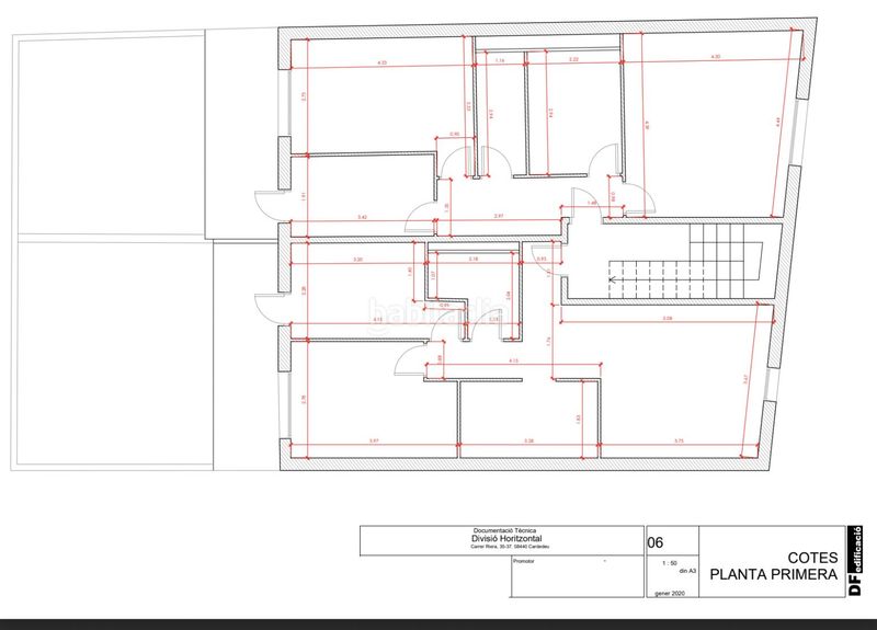 Foto 49ce5226-1642-4dcc-b48f-9f840cd6963e. Edificio  para reformar en venta a cardedeu en barcelona en Roca del Vallès (La)