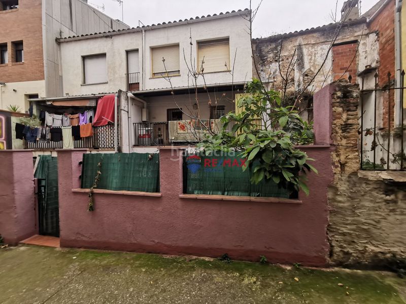 Foto 76864f8a-738c-40bb-9fa6-f8b63f770b87. Edificio  para reformar en venta a cardedeu en barcelona en Roca del Vallès (La)