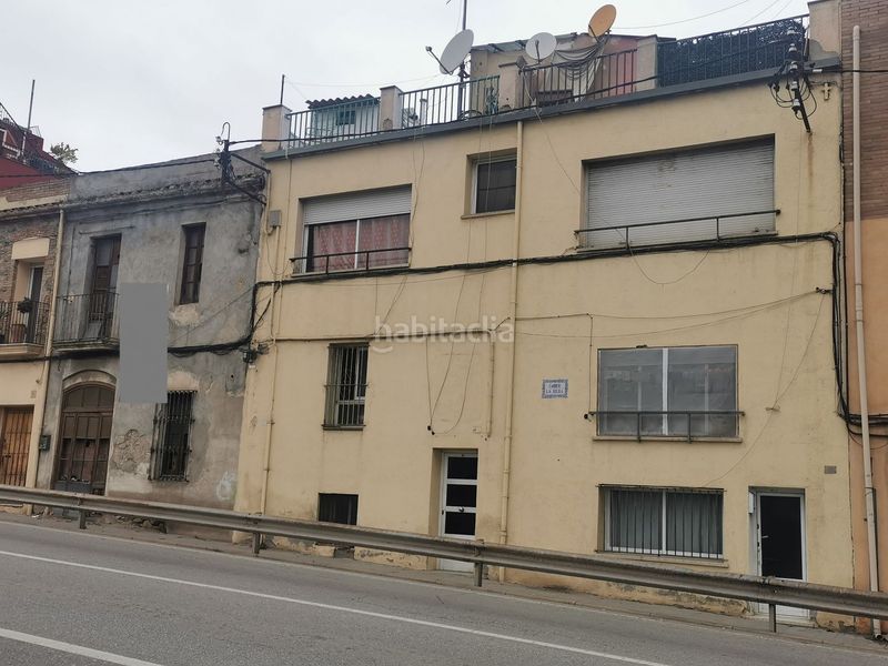 Foto d61d3444-9a7e-4e1b-a244-0a4c99300f72. Edificio  para reformar en venta a cardedeu en barcelona en Roca del Vallès (La)